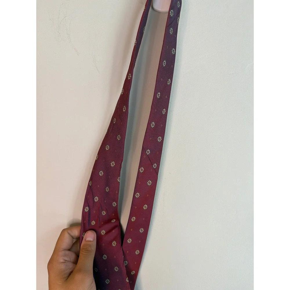 Vintage 90's Dunhill Mens Silk Tie Burgundy Floral Medallion Necktie